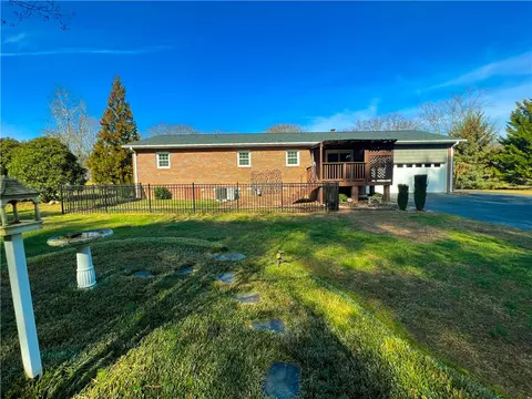 110 Stonehaven Ln, Easley, SC 29642 photo 24