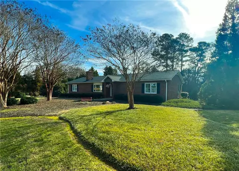 110 Stonehaven Ln, Easley, SC 29642 photo 2