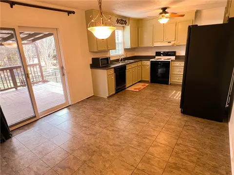 110 Stonehaven Ln, Easley, SC 29642 photo 6