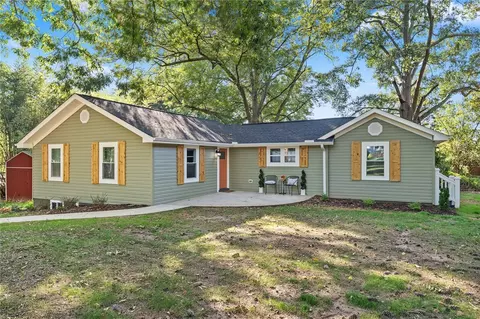 305 Mauldin Rd, Williamston, SC 29697