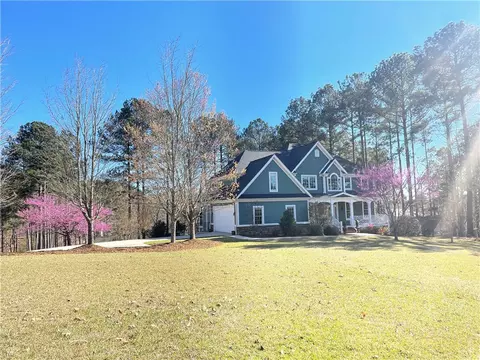 600 Edgeview Ct, Seneca, SC 29672 photo 2
