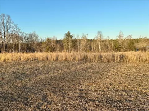 00 Pine Mountain Rd, Tamassee, SC 29686