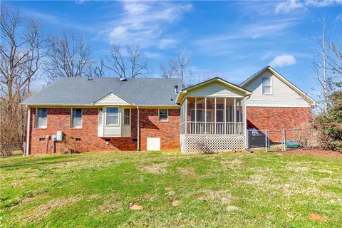 552 Norman Dr, Easley, SC 29640 photo 30