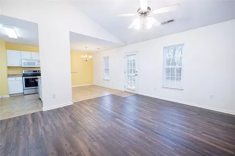 105 Morning Glory Pl, Pendleton, SC 29670 photo 4