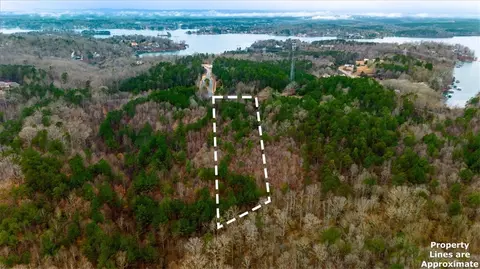 331 Katelynn Ln, Seneca, SC 29672 photo 5