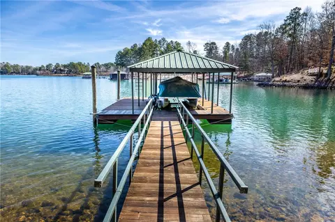 418 E Waterside Dr, Seneca, SC 29672 photo 4