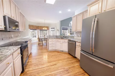 418 E Waterside Dr, Seneca, SC 29672 photo 22