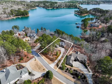 418 E Waterside Dr, Seneca, SC 29672 photo 7