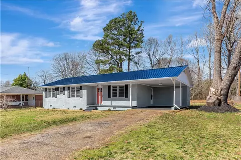 905 Sharonwood Dr, Anderson, SC 29621
