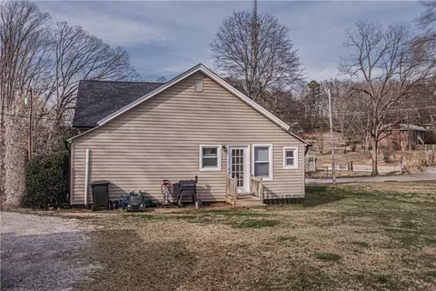816 E A Ave, Easley, SC 29642 photo 7