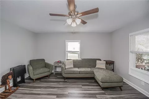 816 E A Ave, Easley, SC 29642 photo 11
