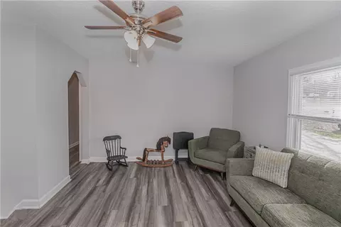 816 E A Ave, Easley, SC 29642 photo 13
