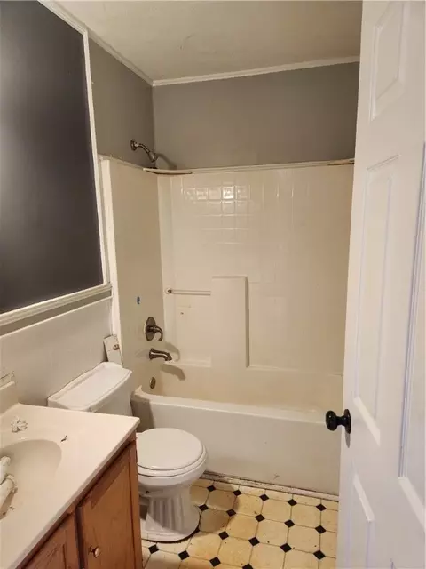 101 Carson Dr, Starr, SC 29684 photo 7