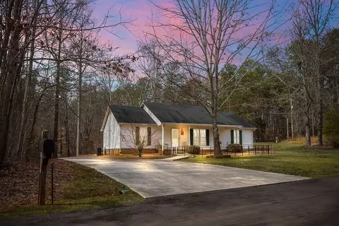200 Tanglewood Dr, Westminster, SC 29693