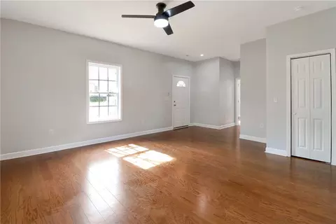 7 E Fourth St, Williamston, SC 29697 photo 10