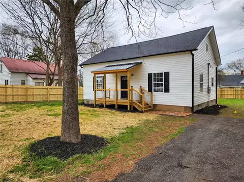 7 E Fourth St, Williamston, SC 29697 photo 34