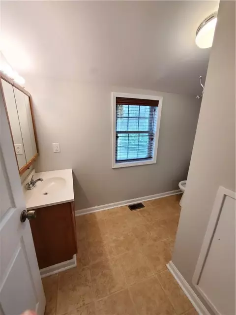 7 1st St, Pendleton, SC 29670 photo 9
