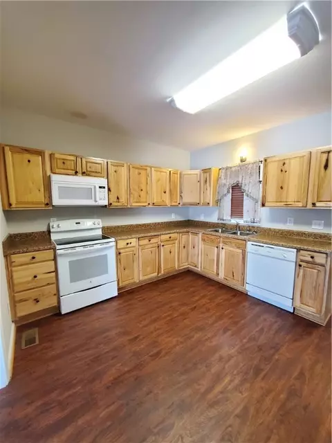 7 1st St, Pendleton, SC 29670 photo 6