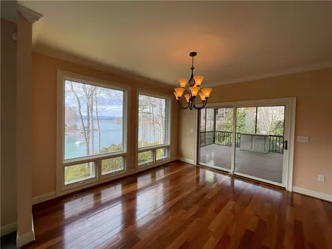 228 S Summit Dr, Seneca, SC 29672 photo 7