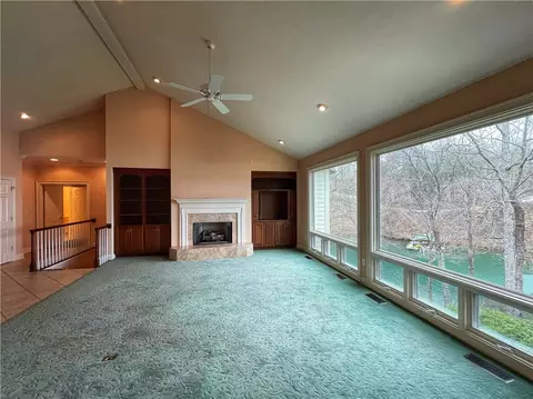 228 S Summit Dr, Seneca, SC 29672 photo 5
