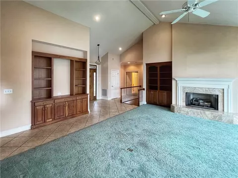 228 S Summit Dr, Seneca, SC 29672 photo 4