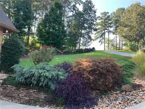 420 E Waterside Dr, Seneca, SC 29672 photo 7