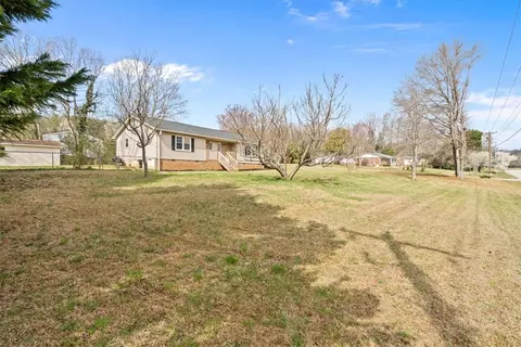 101 Heaton Cir, Easley, SC 29640 photo 4