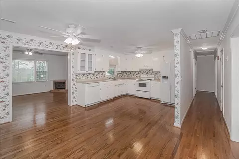 301 Sunset Dr, Easley, SC 29640 photo 11