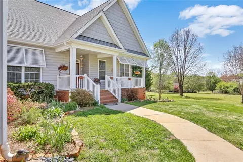 116 Falcons View Ct, Walhalla, SC 29691 photo 9