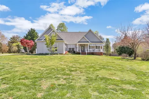 116 Falcons View Ct, Walhalla, SC 29691 photo 2
