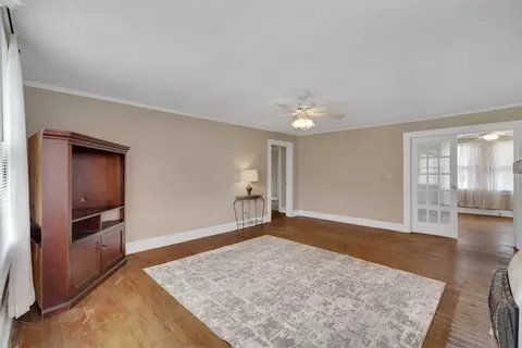 733 E Main St, Easley, SC 29642 photo 10