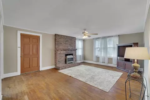 733 E Main St, Easley, SC 29642 photo 8