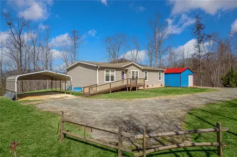 190 Windtree Rdg, Pickens, SC 29671 photo 4