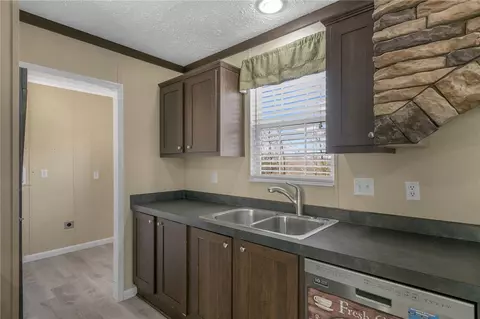 190 Windtree Rdg, Pickens, SC 29671 photo 14