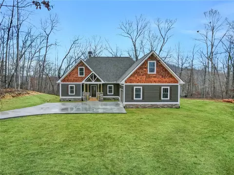 100 Serenity Dr, Pickens, SC 29671 photo 2
