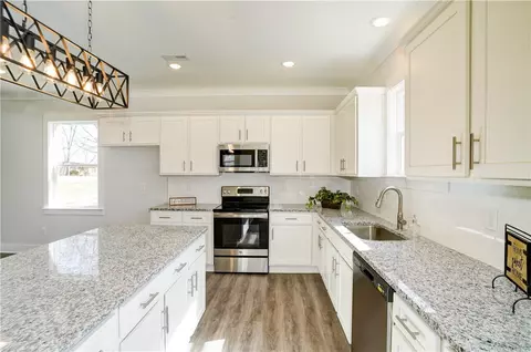 16 School St, Williamston, SC 29697 photo 10