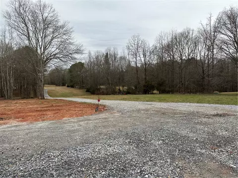 159 Griffin Rd, Belton, SC 29627