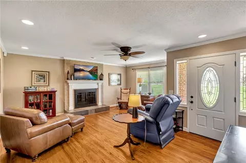 1410 Crestview Rd, Anderson, SC 29621 photo 3