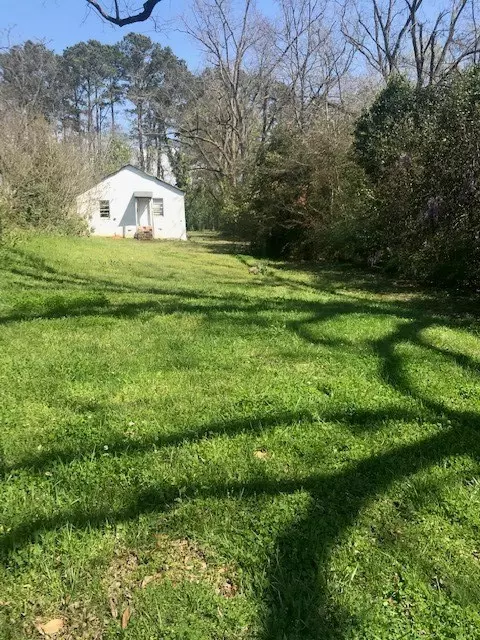 601 Secession Ave, Abbeville, SC 29620