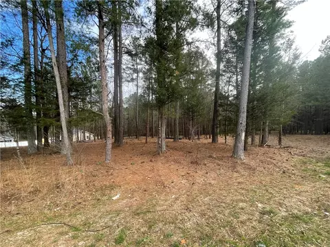 201 Crystal Ln, Walhalla, SC 29691 photo 4