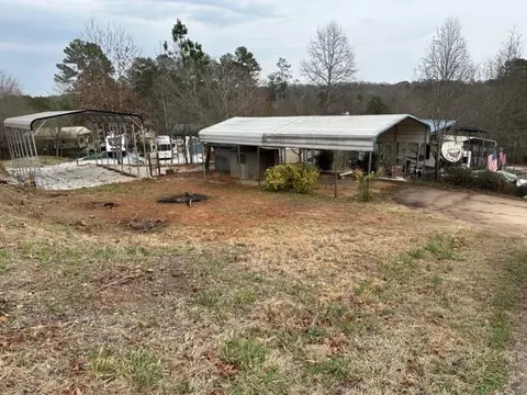 808 Moore Dr, Westminster, SC 29693