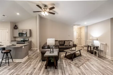 706 Hampton St, Iva, SC 29655 photo 11