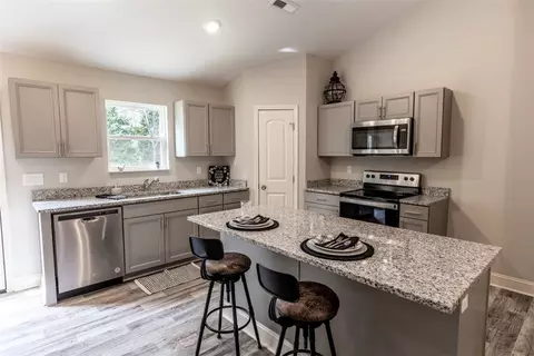 706 Hampton St, Iva, SC 29655 photo 15