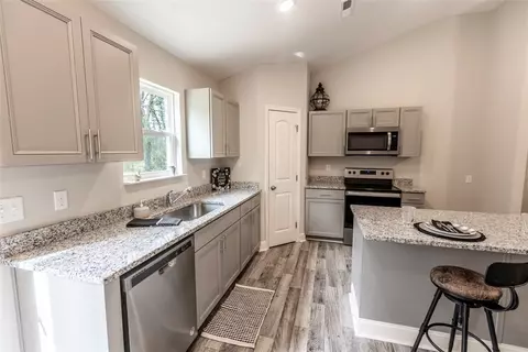 706 Hampton St, Iva, SC 29655 photo 16