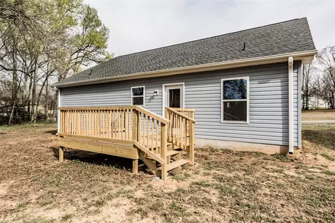 706 Hampton St, Iva, SC 29655 photo 6