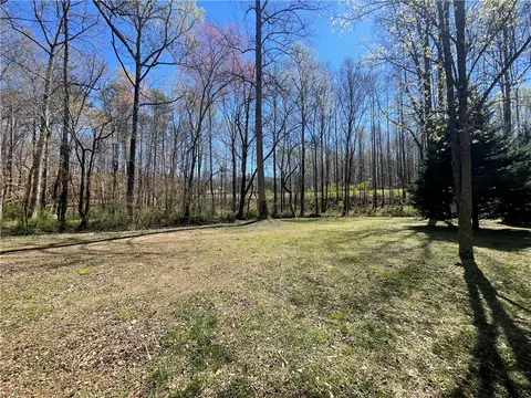 236 Krabbe Ln, Seneca, SC 29678 photo 5