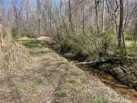 236 Krabbe Ln, Seneca, SC 29678 photo 8