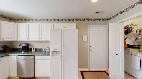102 Viking Dr, Greer, SC 29651 photo 18