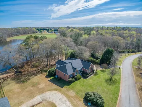202 Waterfront Dr, Williamston, SC 29697 photo 39