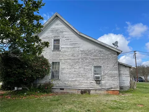 10 Square St, Pelzer, SC 29669 photo 3